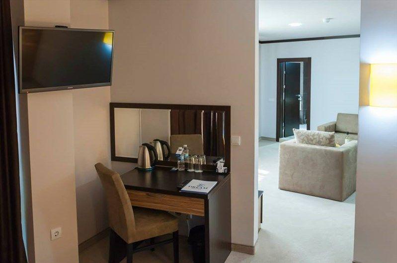 Dream Hotel 3*
