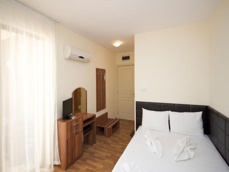 Golden Ina Rumba Beach 3*