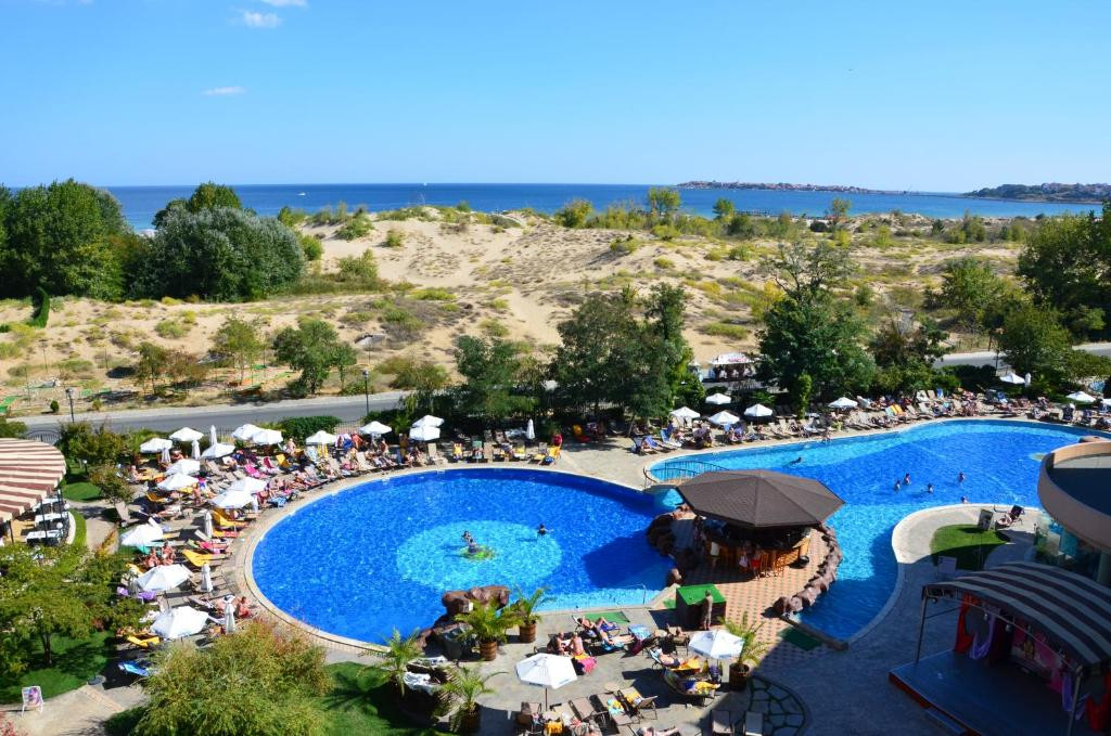 Tiara Beach 4*