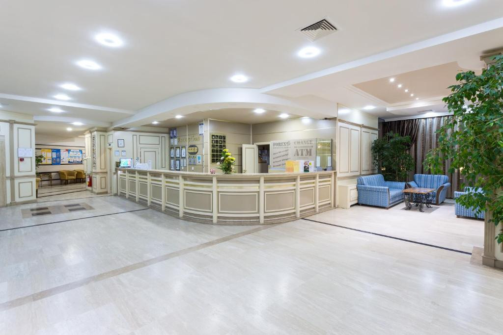 Tiara Beach 4*