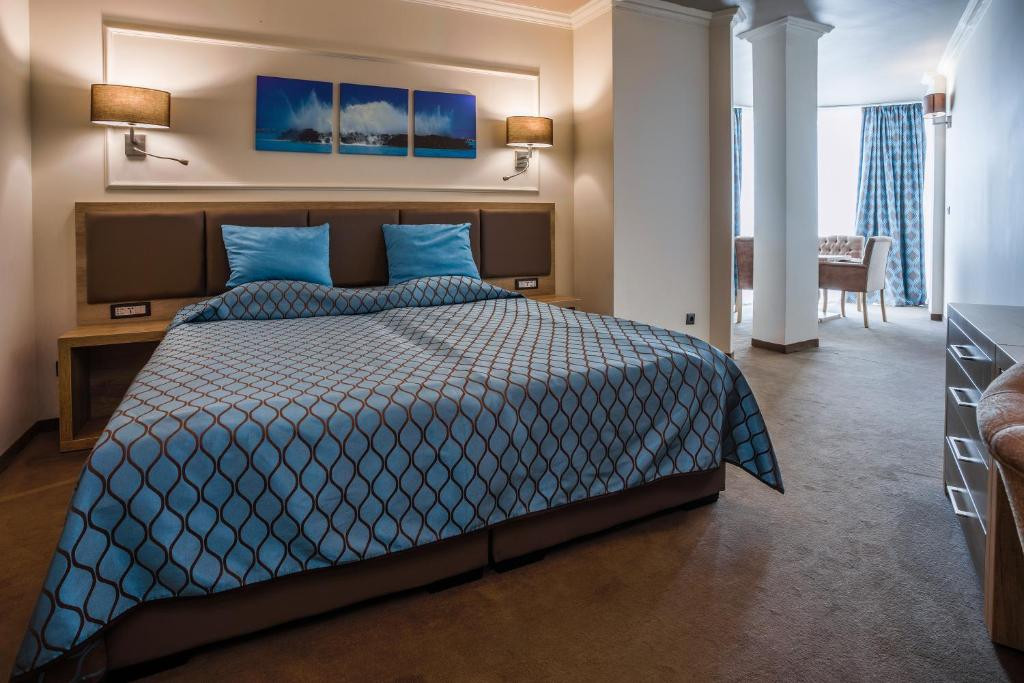 Tiara Beach 4*
