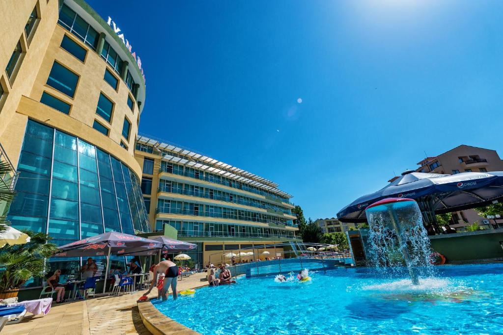 Ivana Palace 4*