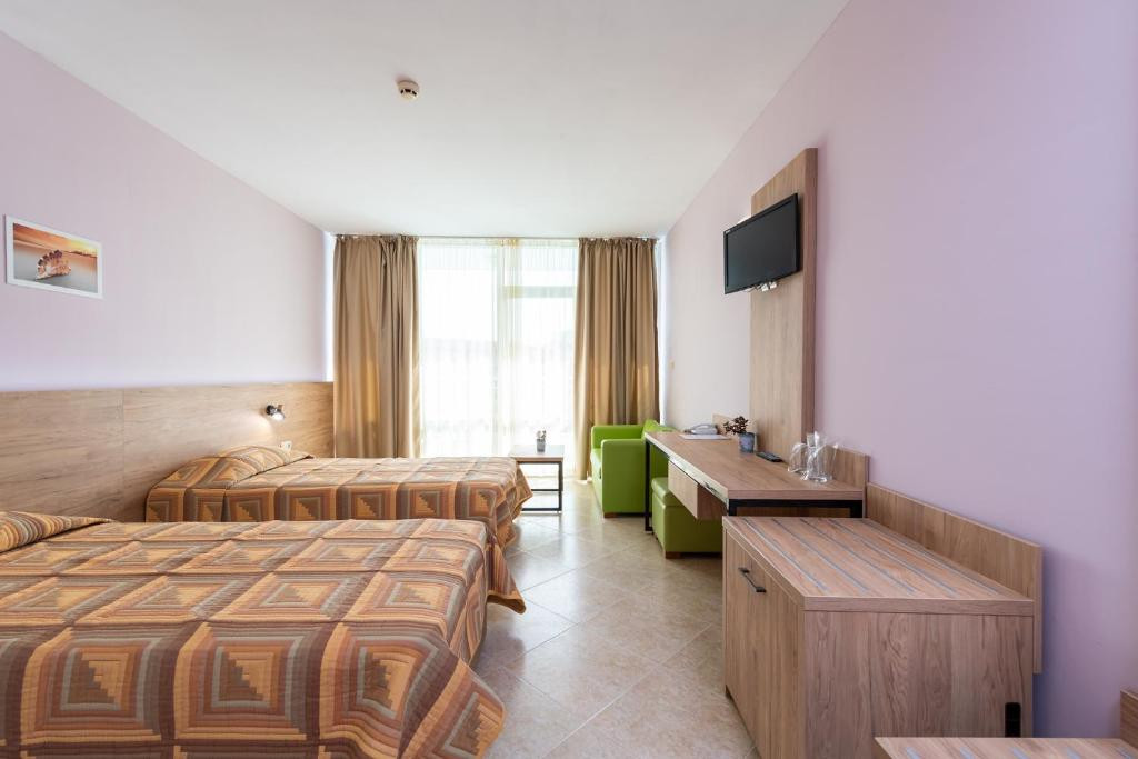Ivana Palace 4*