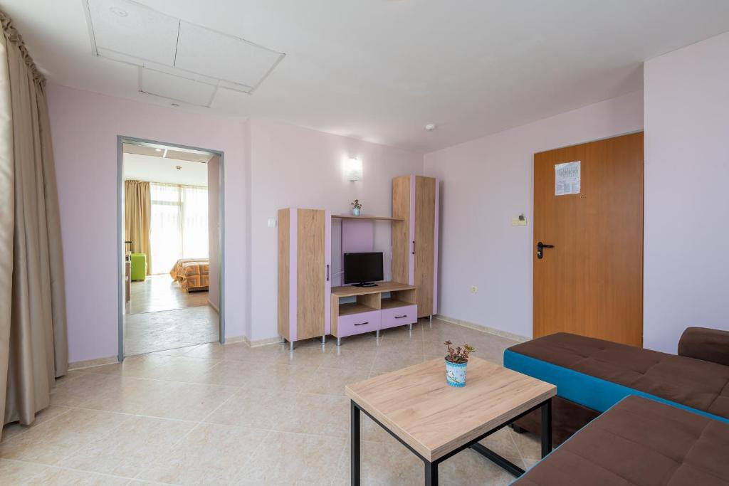 Ivana Palace 4*