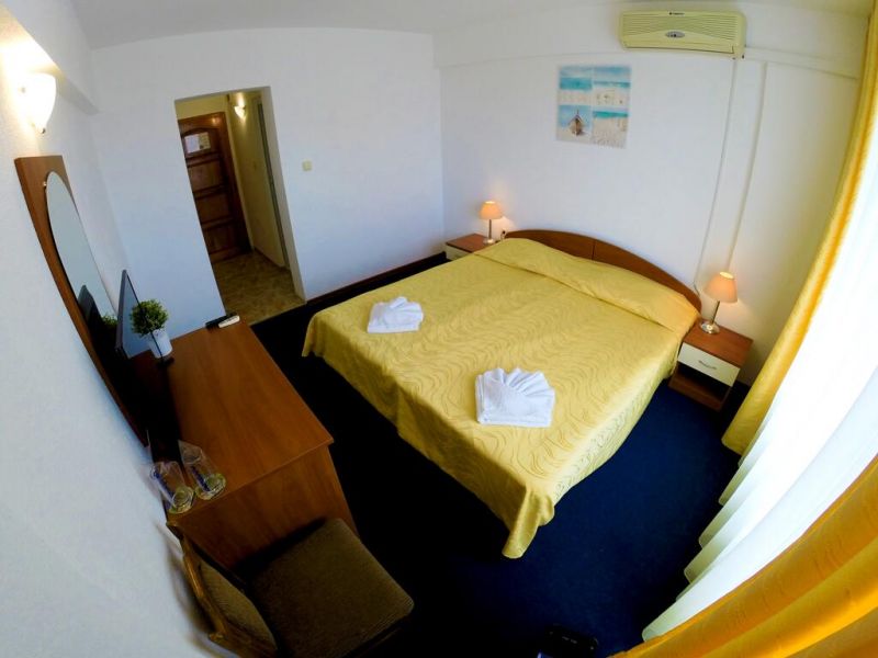 Lotos Kiten 3*