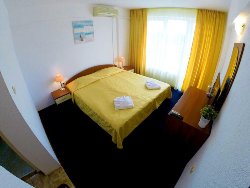 Lotos Kiten 3*