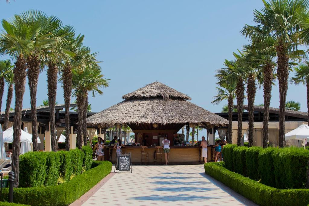 Dit Majestic Beach Resort 4*