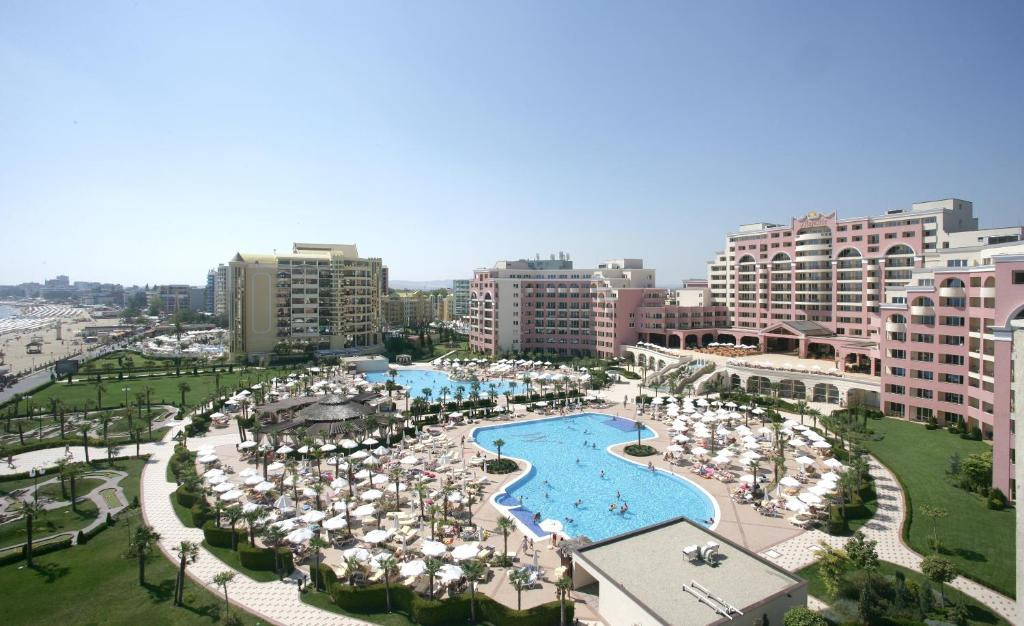 Dit Majestic Beach Resort 4*
