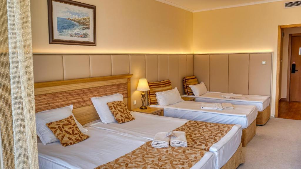 Dit Majestic Beach Resort 4*