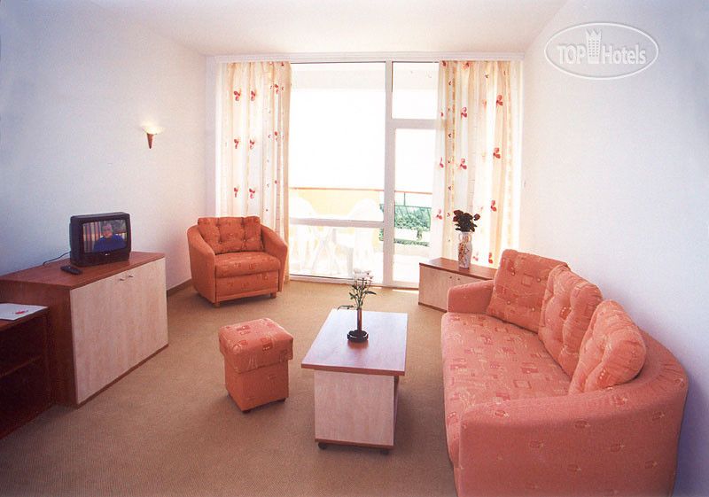 Mak Apartments 2*