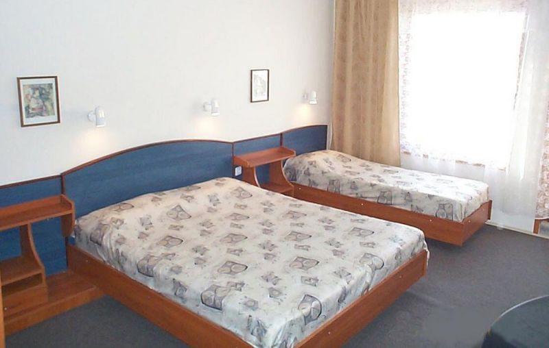 Naslada 3*