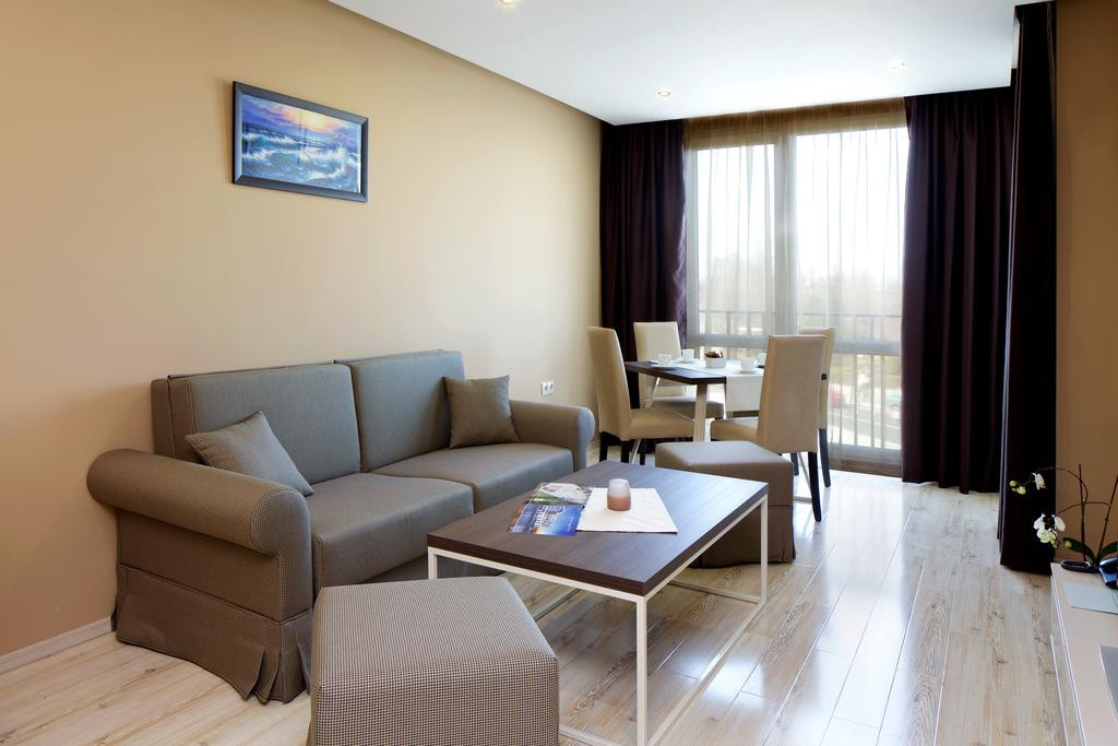 Paradiso Aparthotel Nessebar 3*