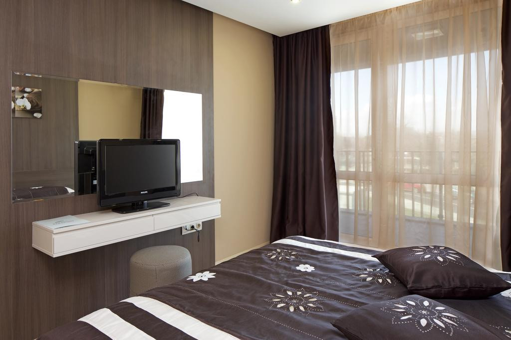 Paradiso Aparthotel Nessebar 3*