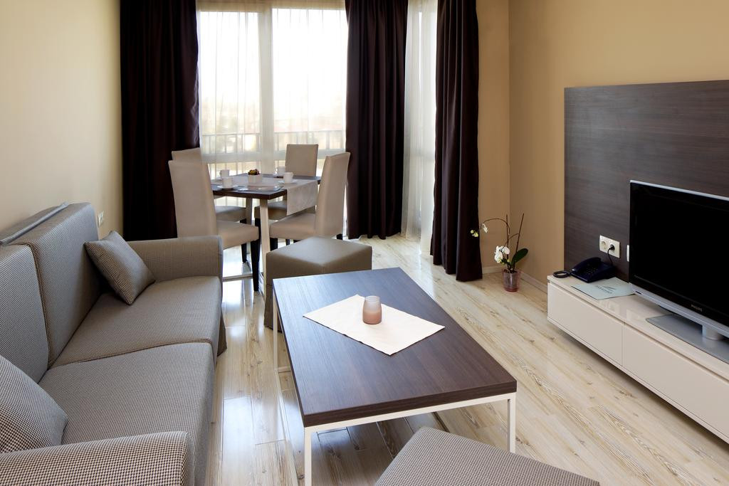 Paradiso Aparthotel Nessebar 3*
