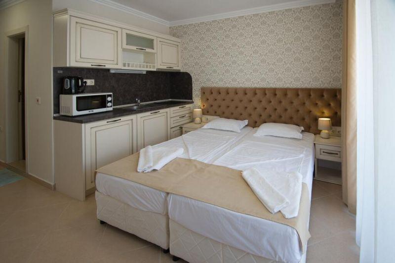 Rena (БЫВШ. Radoslava Hotel) 4*