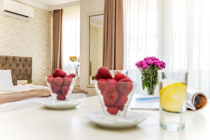 Rena (БЫВШ. Radoslava Hotel) 4*
