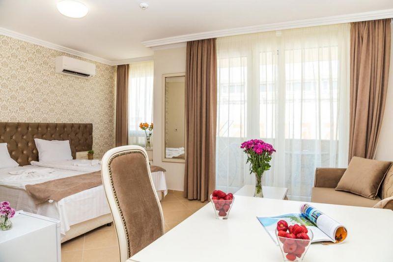 Rena (БЫВШ. Radoslava Hotel) 4*