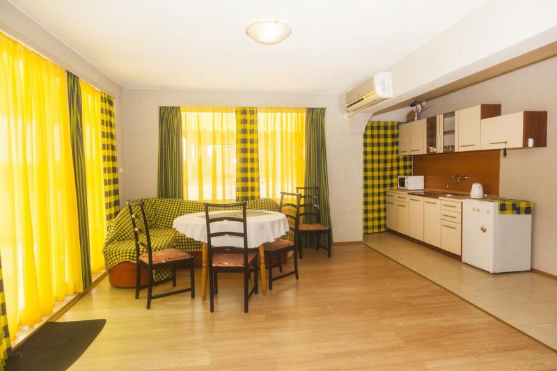 Ravda Bay Apt 3*