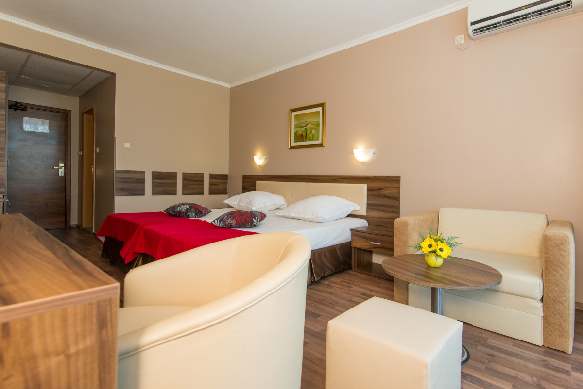 Regata Palace 3*