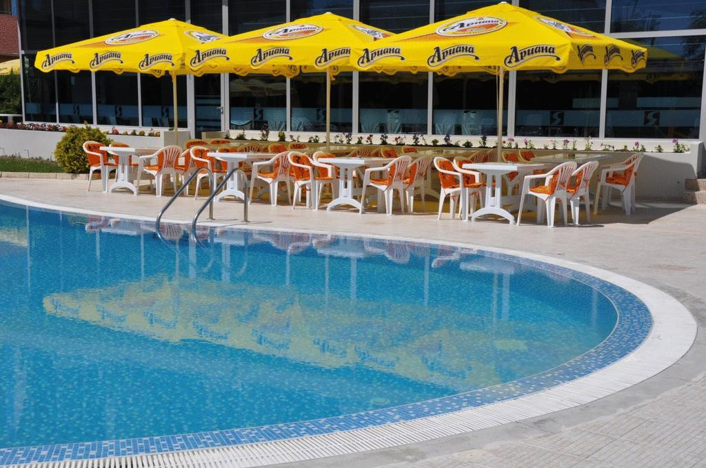 Regata Palace 3*