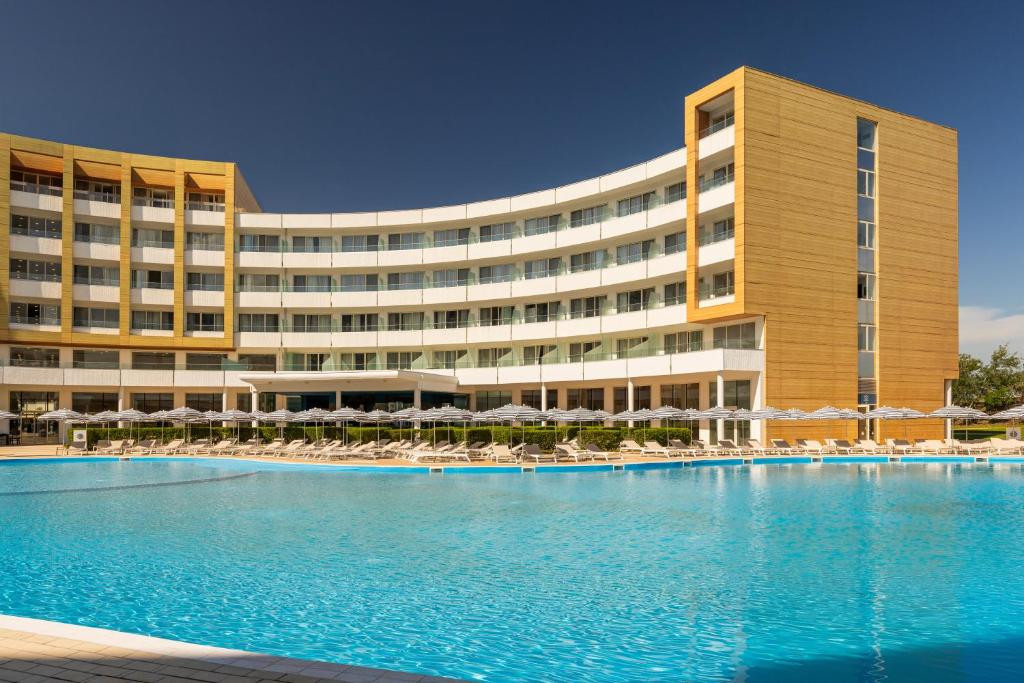 Aluasoul Sunny Beach (Ex. Riu Helios) 4*