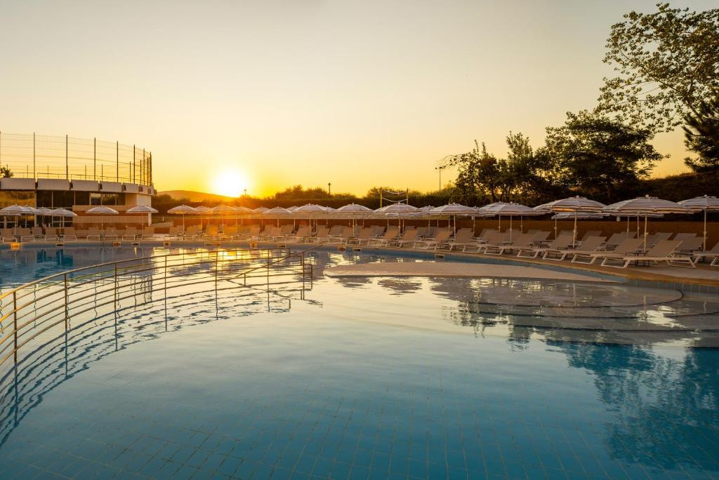 Aluasoul Sunny Beach (Ex. Riu Helios) 4*