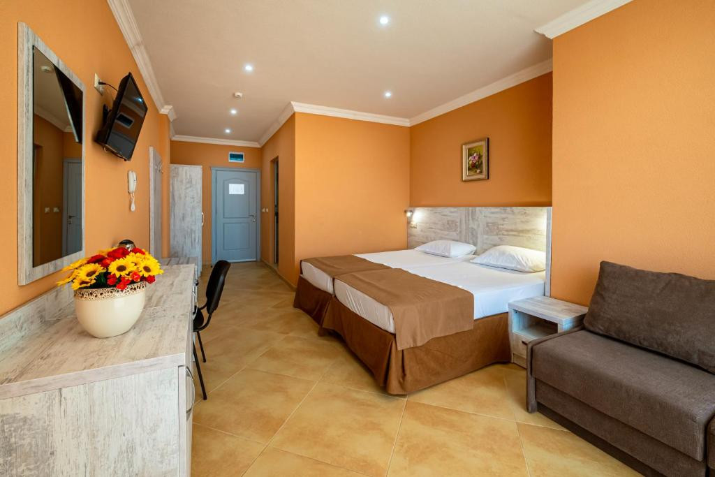 Riva Park 4*