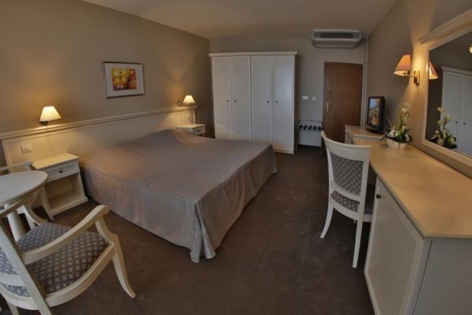 Riviera Beach 5*