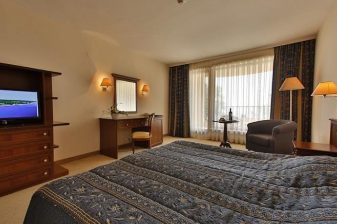 Riviera Beach 5*