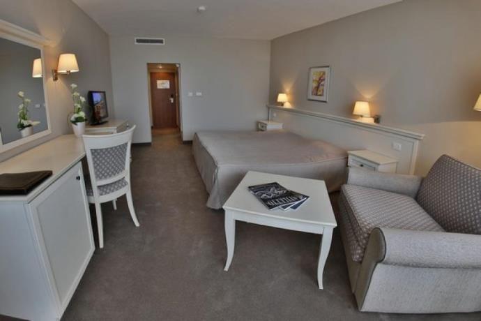 Riviera Beach 5*