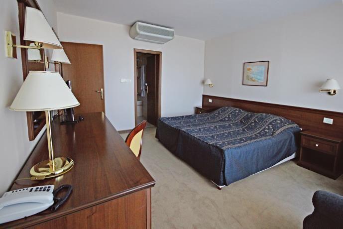 Riviera Beach 5*