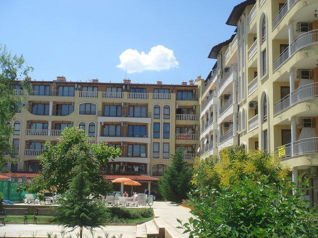 Royal Dreams Apt 3*