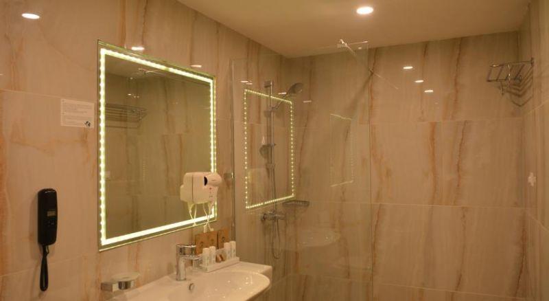 Royal Grand Hotel And Spa 4*