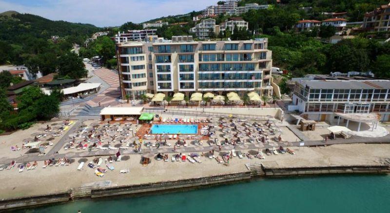 Royal Grand Hotel And Spa 4*