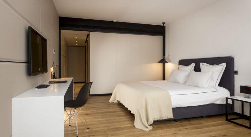 Sense Sofia 5*