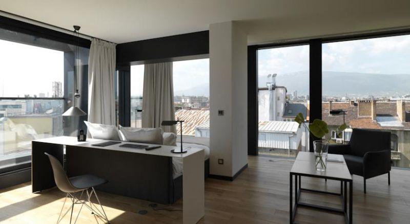Sense Sofia 5*
