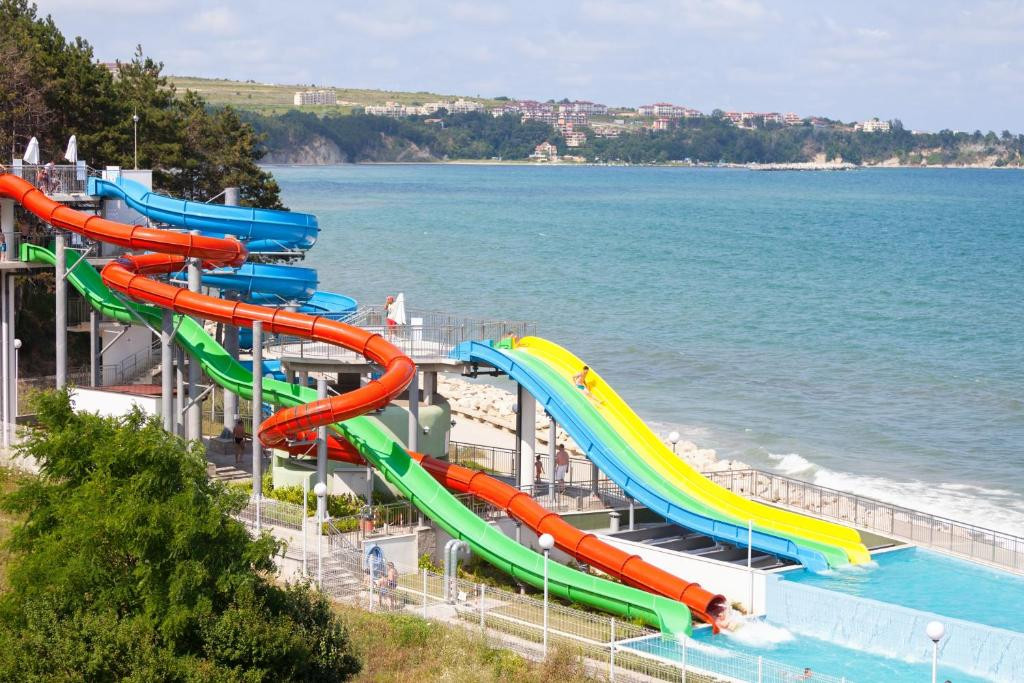 Sol Luna Bay Resort 4*
