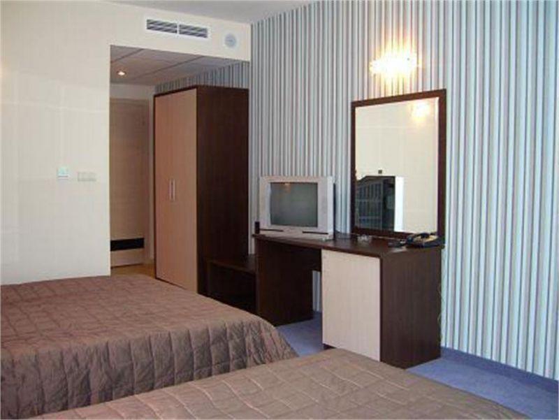 Sunny Bay Pomorie 3*
