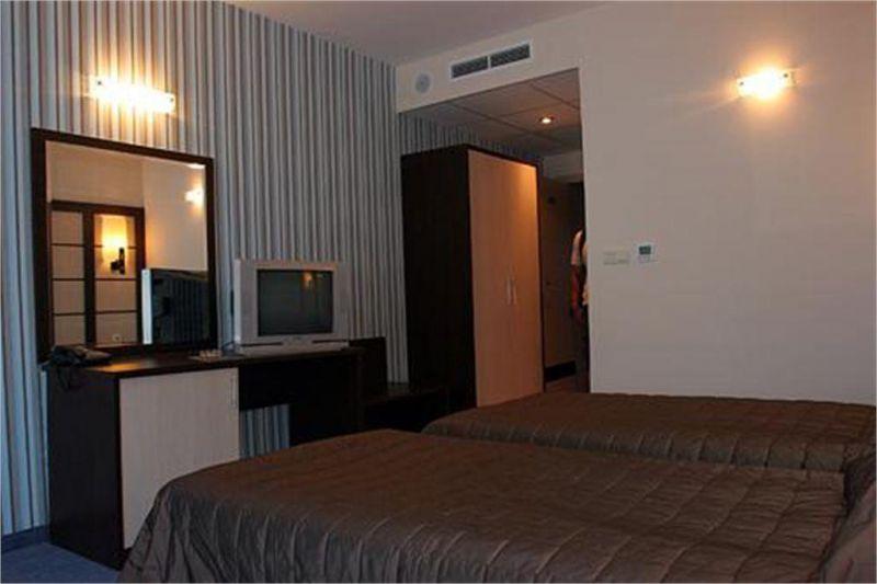 Sunny Bay Pomorie 3*