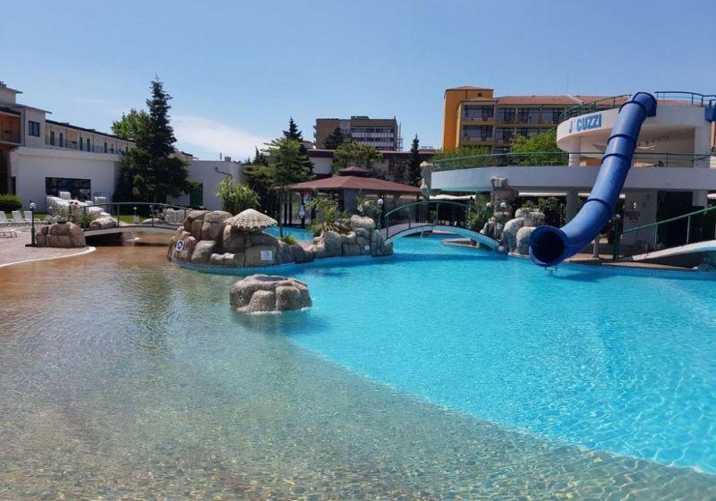 Trakia Plaza Apt 3*