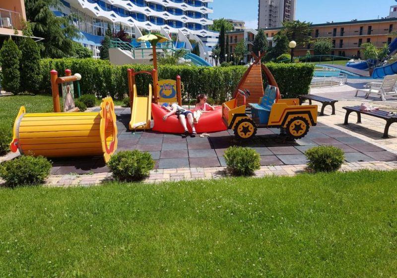 Trakia Plaza Apt 3*