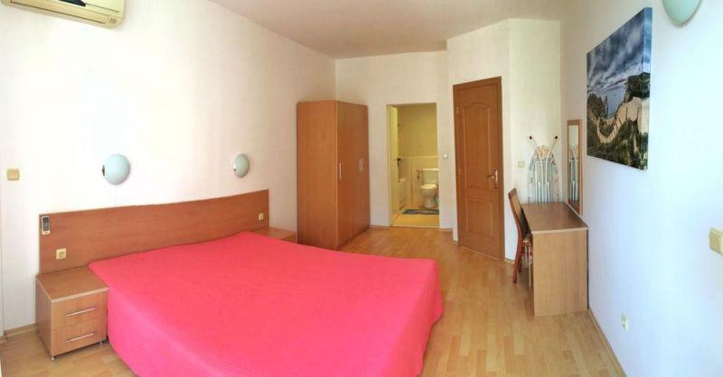 Trakia Plaza Apt 3*