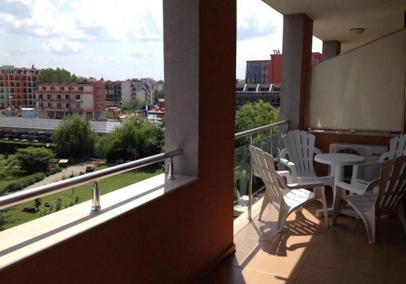 Trakia Plaza Apt 3*