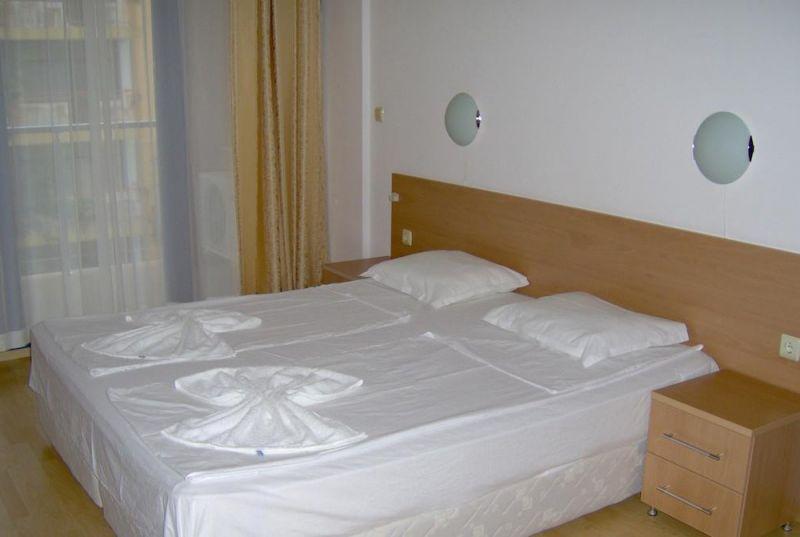 Trakia Plaza Apt 3*