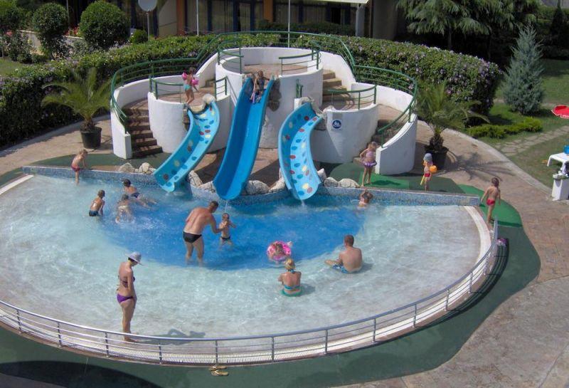 Trakia Plaza Apt 3*