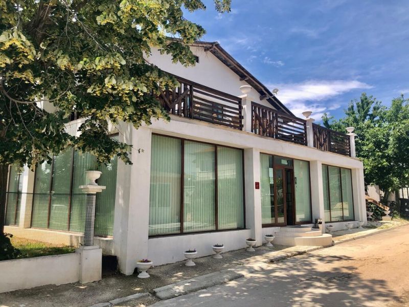 Villa Adrian 2*