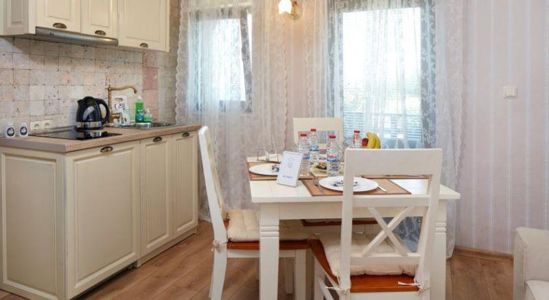 Villa Elea 3*