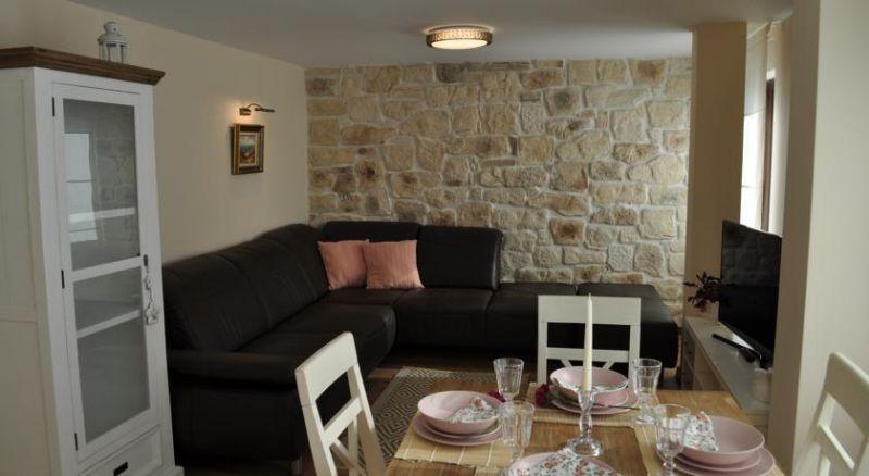 Villa Elea 3*