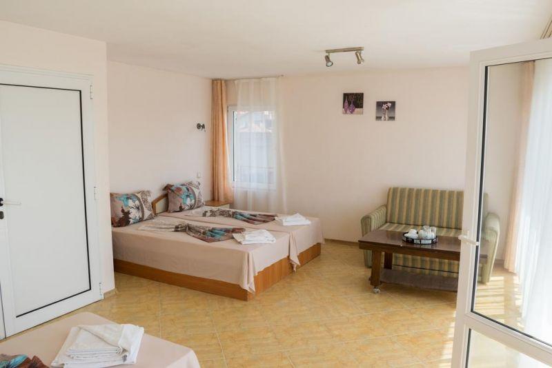 Villa Eos 3*