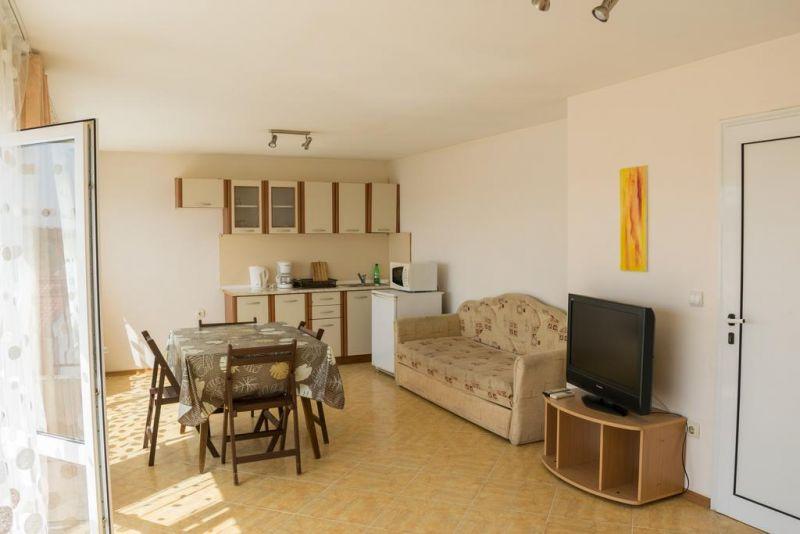 Villa Eos 3*
